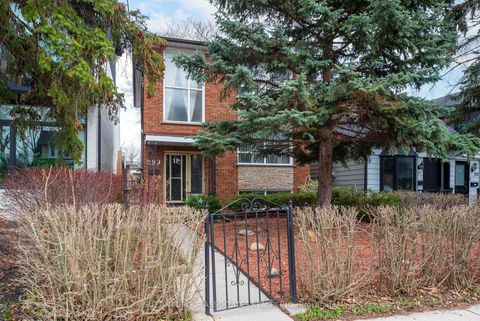 Photo 1 at 299 Wychwood Avenue, Cedarvale, Toronto