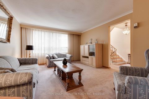 Photo 7 at 299 Wychwood Avenue, Cedarvale, Toronto