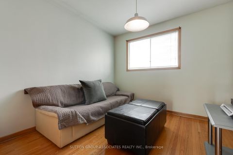 Photo 21 at 299 Wychwood Avenue, Cedarvale, Toronto