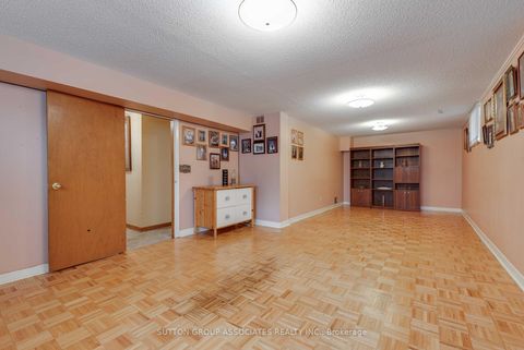 Photo 24 at 299 Wychwood Avenue, Cedarvale, Toronto