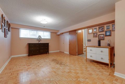 Photo 25 at 299 Wychwood Avenue, Cedarvale, Toronto