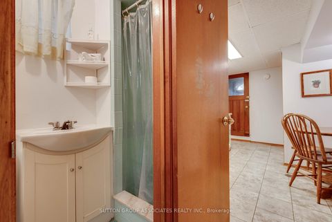 Photo 26 at 299 Wychwood Avenue, Cedarvale, Toronto