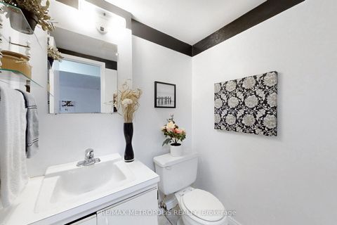 Photo 17 at 25 - 1021 Midland Avenue, Eglinton East, Toronto