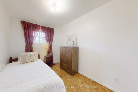 Photo 23 at 25 - 1021 Midland Avenue, Eglinton East, Toronto