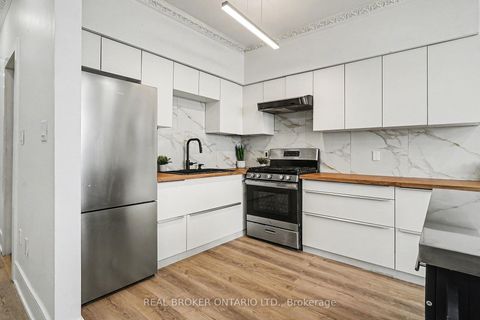 Photo 8 at 16 Leitch Avenue, York University Heights, Toronto