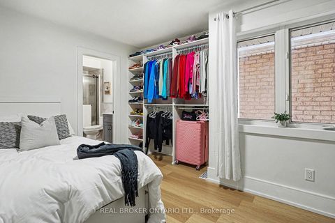Photo 18 at 16 Leitch Avenue, York University Heights, Toronto