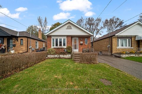 Photo 0 at 90 Hollis Avenue, Cliffside, Toronto