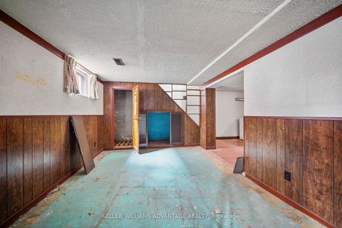 Photo 18 at 90 Hollis Avenue, Cliffside, Toronto