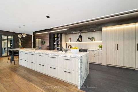 Photo 10 at 95 Riverview Drive, Lawrence Park North, Toronto