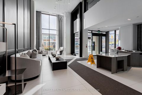 Photo 2 at 920 - 115 Denison Avenue, Chinatown, Toronto