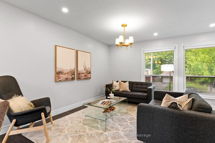 Photo 11 at 7209 Fayette Circle, Meadowvale, Mississauga