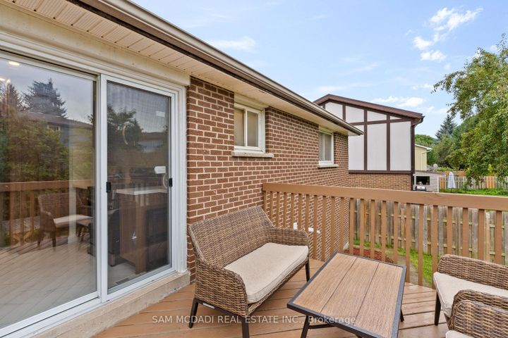 Photo 41 at 7209 Fayette Circle, Meadowvale, Mississauga