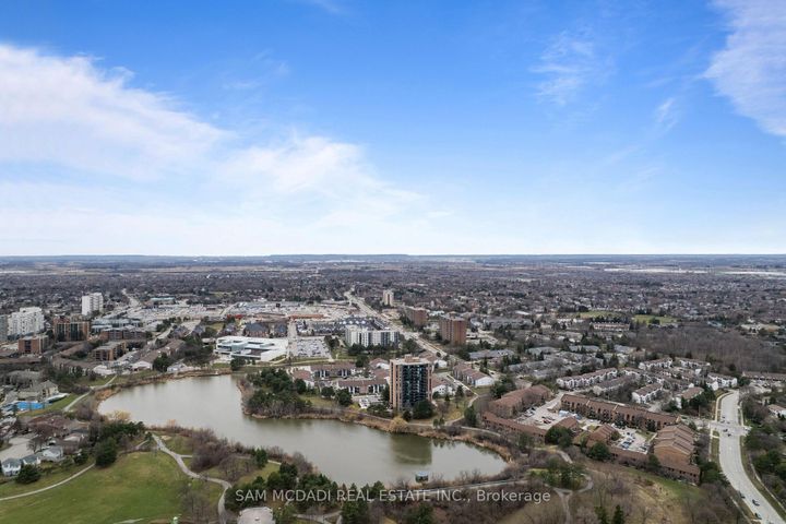 Photo 46 at 7209 Fayette Circle, Meadowvale, Mississauga
