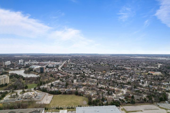 Photo 47 at 7209 Fayette Circle, Meadowvale, Mississauga