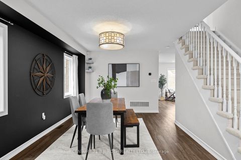 Photo 5 at 30 Megan Crescent, Holly, Barrie