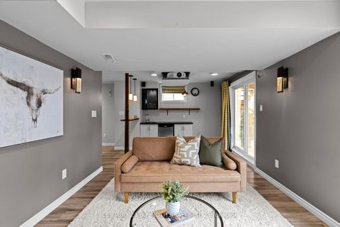 Photo 23 at 30 Megan Crescent, Holly, Barrie