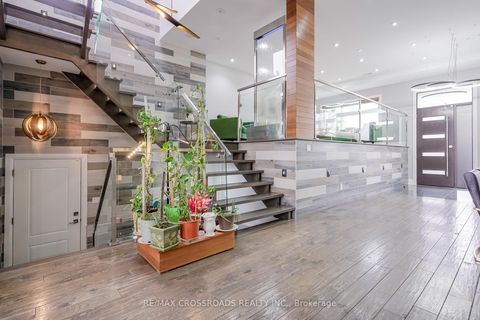 Photo 18 at 1A Roblin Avenue, East York, Toronto