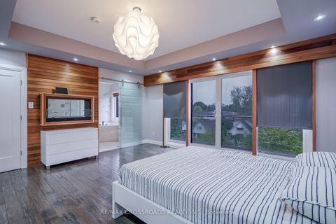 Photo 23 at 1A Roblin Avenue, East York, Toronto