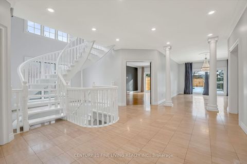 Photo 2 at 140 Bathgate Drive, Centennial Scarborough, Toronto