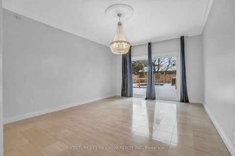 Photo 8 at 140 Bathgate Drive, Centennial Scarborough, Toronto