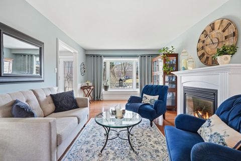 Photo 8 at 28 Jane Crescent, Allandale Heights, Barrie