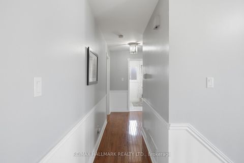 Photo 17 at 28 Jane Crescent, Allandale Heights, Barrie