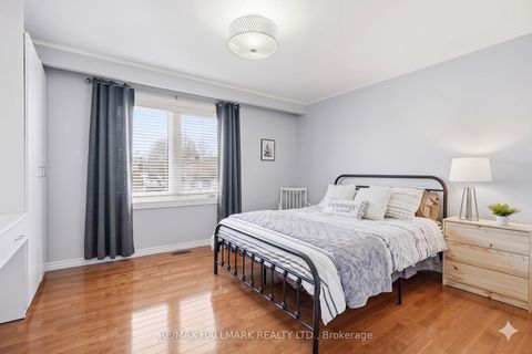 Photo 21 at 28 Jane Crescent, Allandale Heights, Barrie