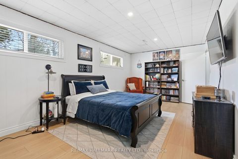 Photo 30 at 28 Jane Crescent, Allandale Heights, Barrie