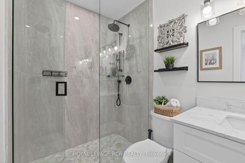 Photo 23 at 186 Patna Crescent, Maple, Vaughan