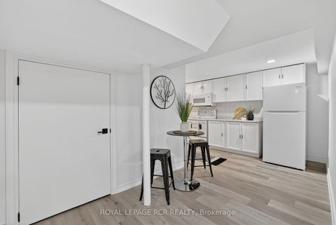 Photo 34 at 186 Patna Crescent, Maple, Vaughan