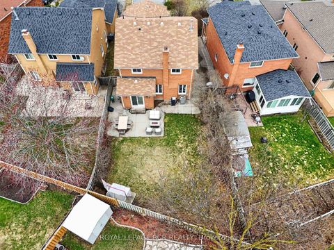 Photo 45 at 186 Patna Crescent, Maple, Vaughan