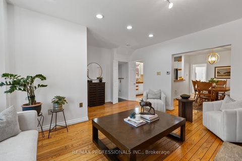 Photo 5 at 82 Fifth Street, New Toronto, Toronto