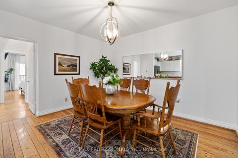 Photo 6 at 82 Fifth Street, New Toronto, Toronto