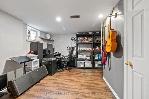 Photo 16 at 82 Fifth Street, New Toronto, Toronto