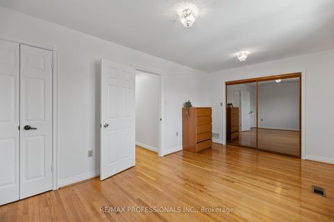 Photo 24 at 82 Fifth Street, New Toronto, Toronto