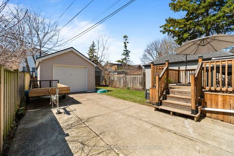 Photo 35 at 82 Fifth Street, New Toronto, Toronto