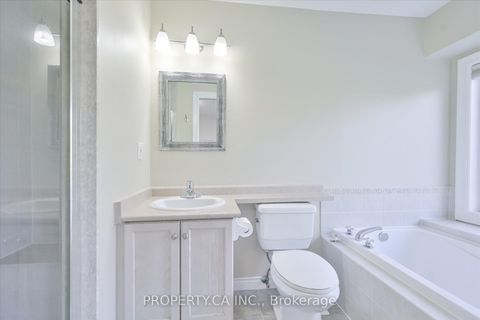 Photo 21 at 46 - 1051 On Bogart Circle, College Manor, Newmarket