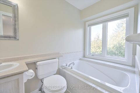 Photo 22 at 46 - 1051 On Bogart Circle, College Manor, Newmarket