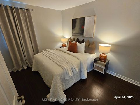 Photo 8 at 32 Muir Drive, Scarborough Village, Toronto