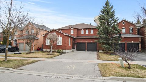 Photo 0 at 160 Carlyle Crescent, Aurora Highlands, Aurora