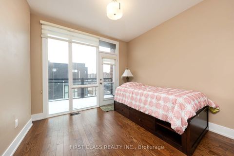 Photo 33 at 4 Allerton Road, Patterson, Vaughan