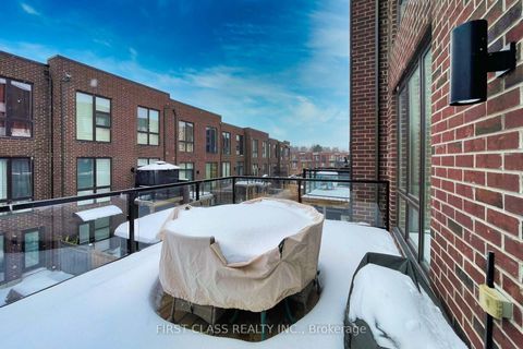 Photo 43 at 4 Allerton Road, Patterson, Vaughan