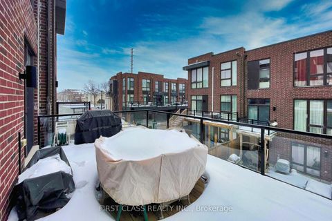 Photo 44 at 4 Allerton Road, Patterson, Vaughan