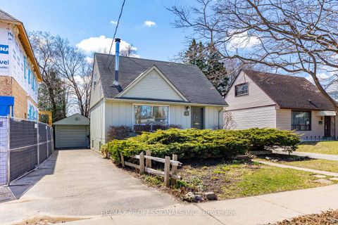 Photo 0 at 11 Mitcham Drive, Alderwood, Toronto