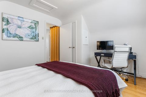 Photo 19 at 11 Mitcham Drive, Alderwood, Toronto