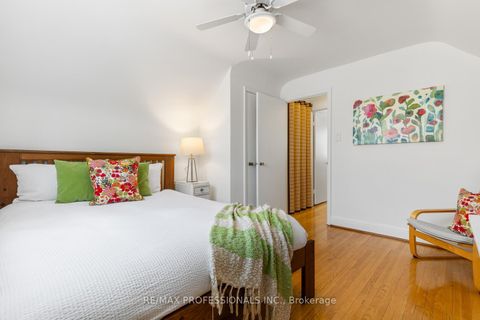 Photo 22 at 11 Mitcham Drive, Alderwood, Toronto