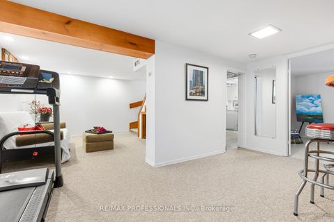 Photo 26 at 11 Mitcham Drive, Alderwood, Toronto