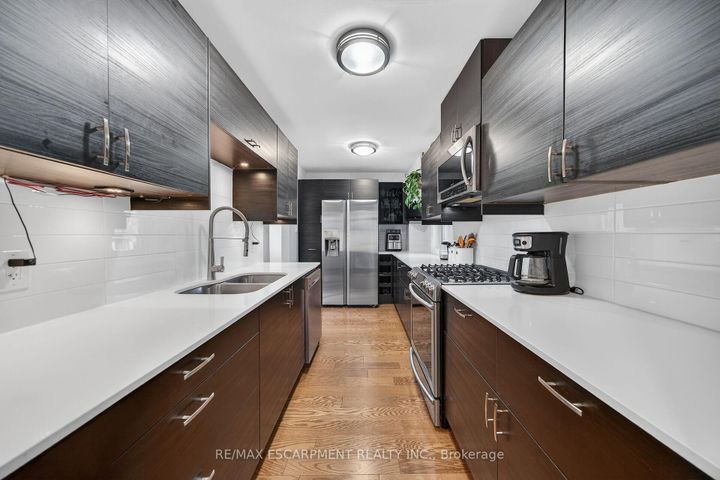 Photo 7 at 211 Birchcliffe Crescent, Berrisfield, Hamilton