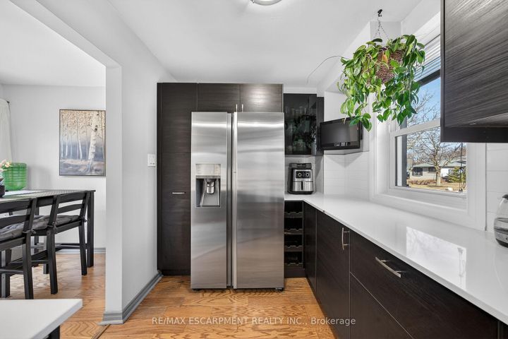 Photo 9 at 211 Birchcliffe Crescent, Berrisfield, Hamilton