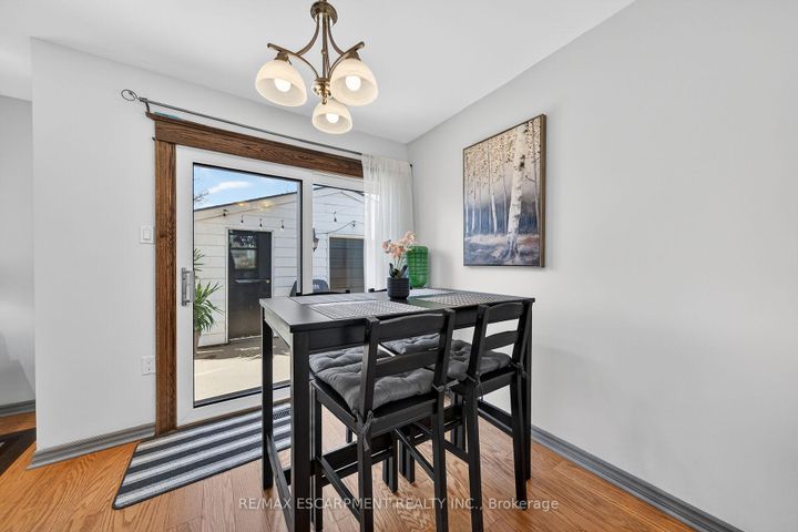 Photo 15 at 211 Birchcliffe Crescent, Berrisfield, Hamilton